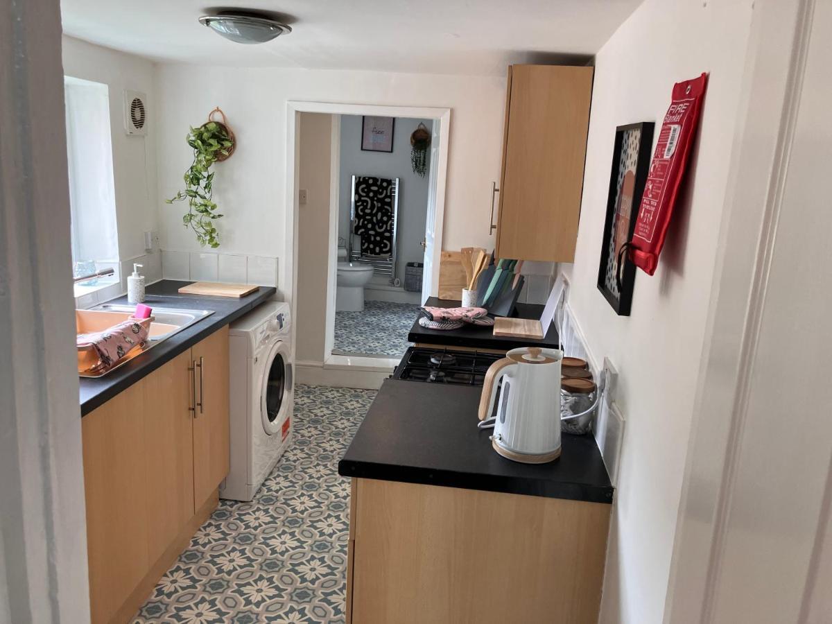 Romford Cottage - Close To Centre, Hospital Crownworks Studio Nissan And Stadium Of Light Sunderland  Exterior foto